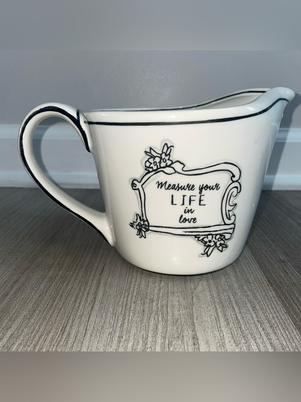 Katie & Mandy Measure Your Life In Love Ceramic Measuring Cup White 1 quart